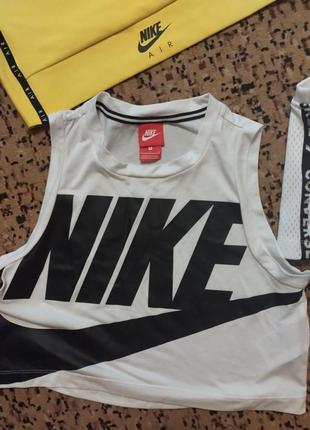 Топ, футболка ,майка nike