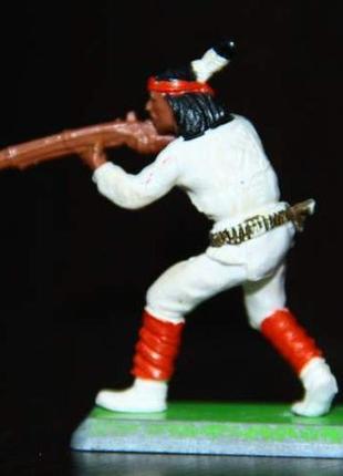 Апач индеец с ружьем britains deetail 54мм англия