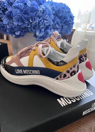 Кросівки love moschino