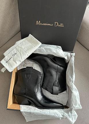 Шкіряні нереальні козаки в 37 розмірі massimo dutti