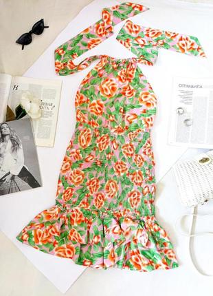 Очень красивое платье/платье/ платье на резиночках, с открытой спинкой в цветочки🌺 shein, на р. xs