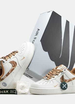 Мужские кроссовки nike air force 1 x bape / найк аир форс белые коричневые бежевые вставки / мужская демисезонная обувь на весну, лето, осень10 фото