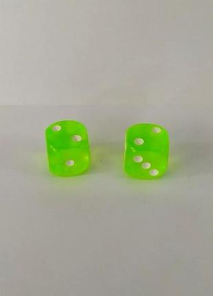 Игровые кубики игральные кости для настольных игр нарды покер 2 шт. 14мм салатовые, см. описание3 фото
