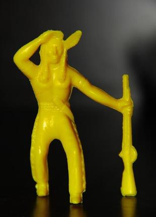 Индеец идущий с ружьем tim-mee 70-75мм оригинал  сделано в сша