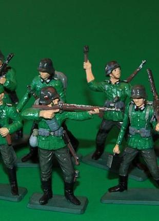 Німці солдати вермахту немцы 60мм starlux франція набір
