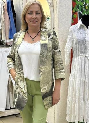 Жакет із натурального льону батик. без підкладки. без застібки.