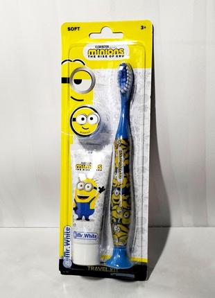 Детский набор зубная щетка и зубная паста minionstravel kit