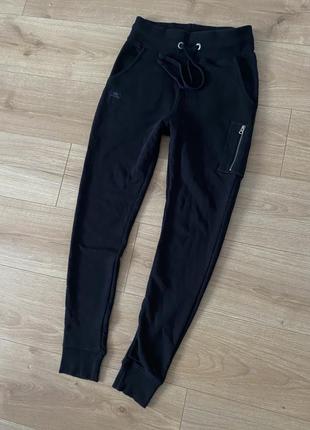 Спортивки: alpha industries