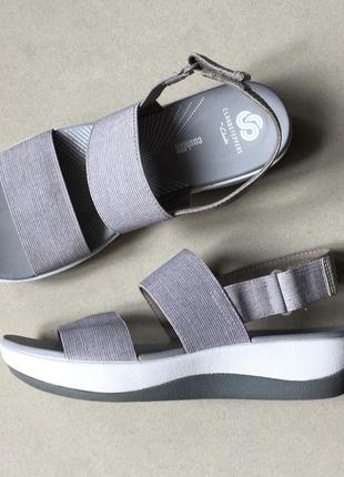 Босоніжки clarks (англія) оригінал