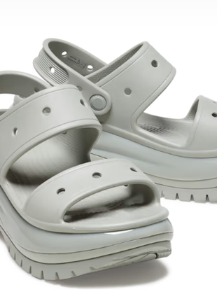 Crocs кроксы босоножки сандалии на платформе classic mega crush sandal 207989 elephant