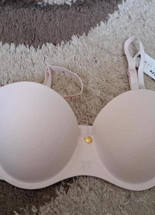 Бюстгальтер