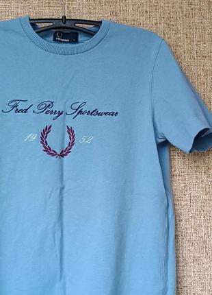 Футболка від fred perry