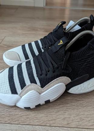 Баскетбольні adidas trae young 2.0 basketball 38 2/3 us 6 23.5-24cm