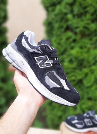 Кросівки чоловічі