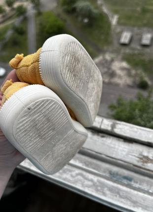 Яркие кеды для малышей 4