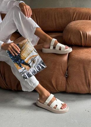 Шлепанцы из натуральной кожи с смягченной стелькой