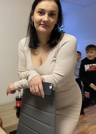 Платье в рубчик