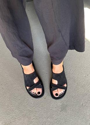 Босоніжки жіночі4 фото