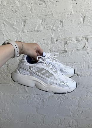 Женские кроссовки adidas macys ozmillen white beige