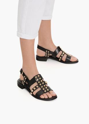 Кожаные босоножки stradivarius 36 37
