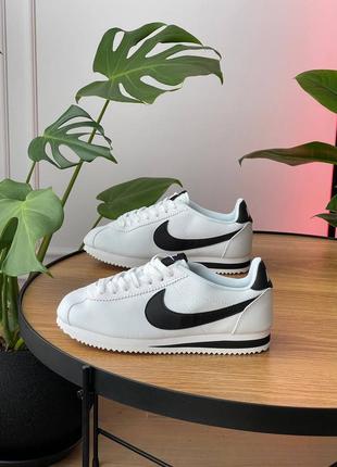 Жіночі кросівки nike cortez basic sl gs white 904764-101