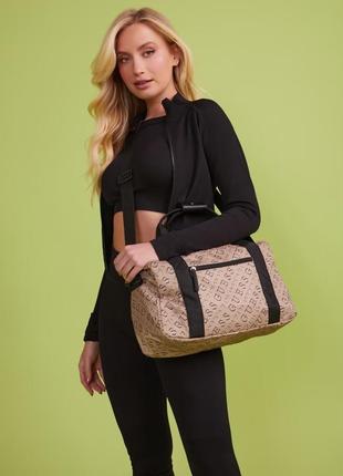 Guess сумка спортивна дорожня