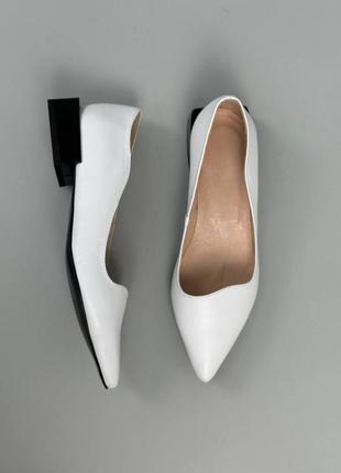 Балетки туфлі жіночі шкіряні білі