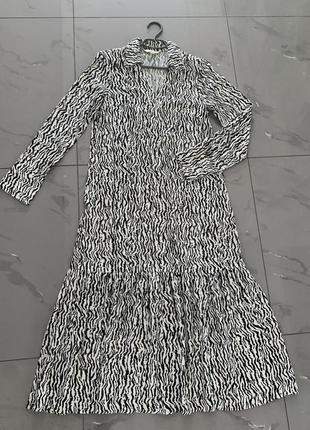 Сукня  довга чорно біла тваринний принт  h&m