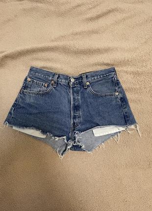 Жіночі шорти levis
