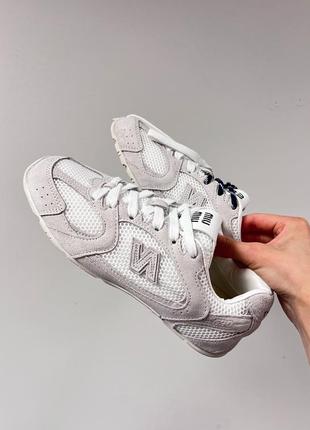 Неймовірні жіночі та чоловічі кросівки колаборація miu miu x new balance 530 grey white сіро-білі