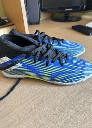 Футзалки adidas nemeziz mesi