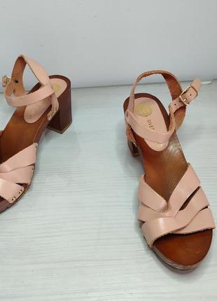 Босоножки river island италия2 фото