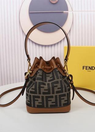 Женская брендовая коричневая сумка ведро в стиле фенди fendi mon tresor