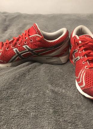 Кросівки asics