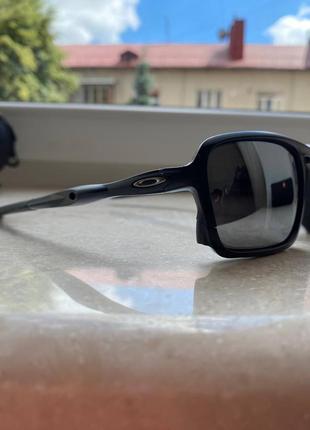 Дуже круті окуляри oakley