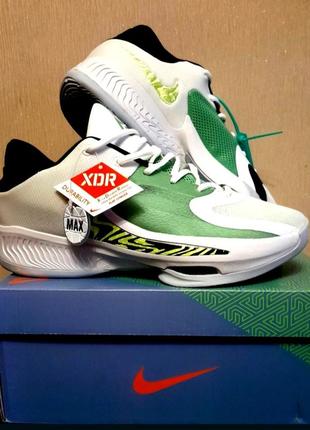 Баскетбольні кросівки nike freak4