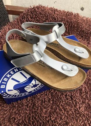 Босоніжки birkenstock. оригинал