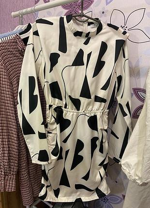 Платье 34 размер 3