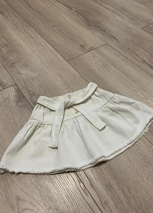 Модна спідниця для дівчинки.