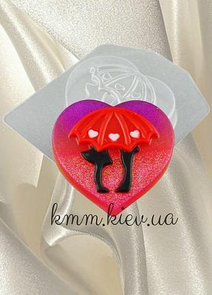 Пластикова форма парочка за парасолькою