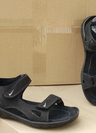 Мужские кожаные сандалии supreme nike black на липучках мужественные сандалии босоножки найк из натуральной козы чёрные на 2-х липучках2 фото