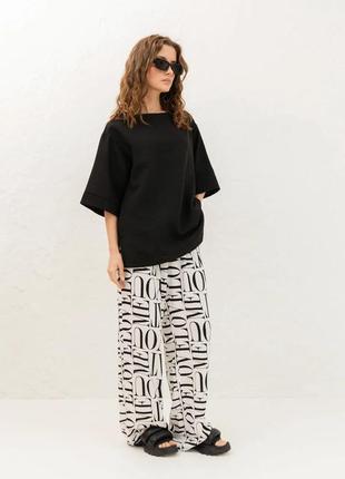 Летний женский костюм свободного кроя с принтованными брюками из натуральной ткани 42-52 размеры разные цвета