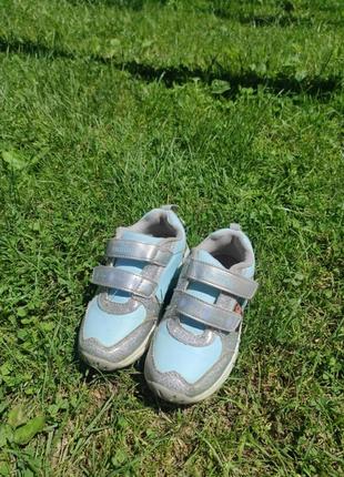 Кроссовки disney