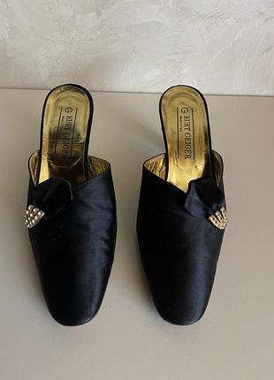 Шелковые туфли босоножки винтаж  kurt geiger