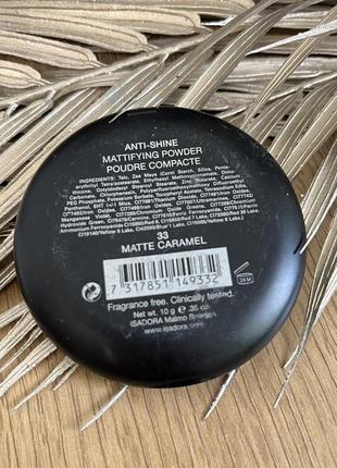 Оригінал матувальна компактна пудра для обличчя isadora anti shine mattifying powder spf 15, 33 matte caramel5 фото