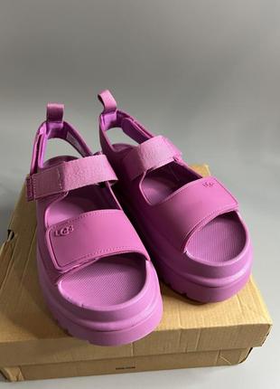 Богоніжки сандалі ugg golgenglow жіноче взуття босоножки агг