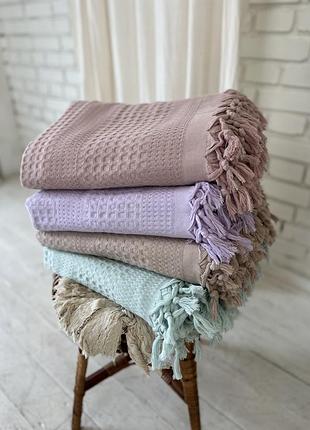 Бавовняне покривало з китичками 220х240 см