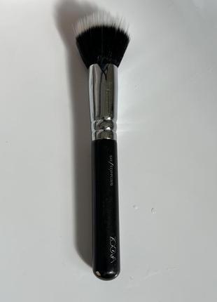 Пензлик zoeva