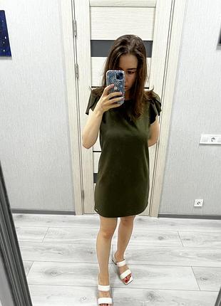 Сукня з коротким рукавом