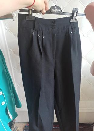 Брюки банани